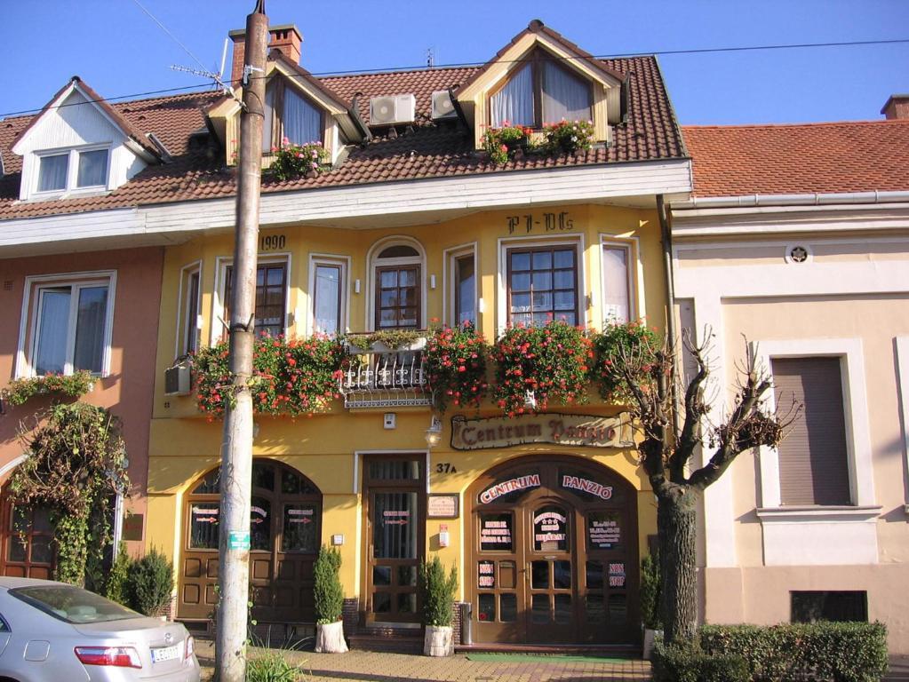 Centrum Panzió Debrecen Exterior foto